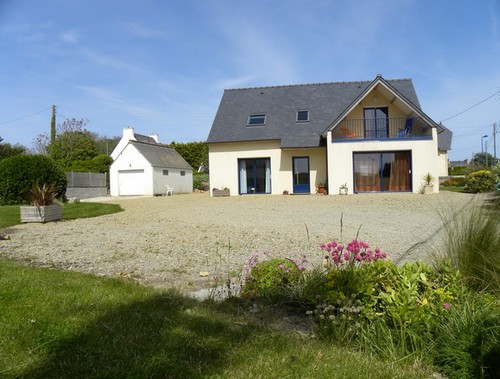 gite vacances en bretagne,3cl�s,le confort d'une location en bretagne en bord de mer. des vacances en bretagne, pour 2 personnes ou en famille ce gite en bord de mer est un ingr�dient pour r�ussir ses vacances dans le finisst�re � plougasnou